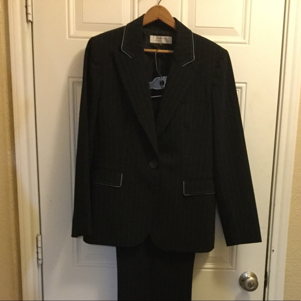 Tahari by Arthur Levine 2 pc. Business Suit